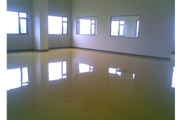 水泥地面環(huán)氧地坪施工后出了問(wèn)題，究竟是誰(shuí)的責(zé)任！
